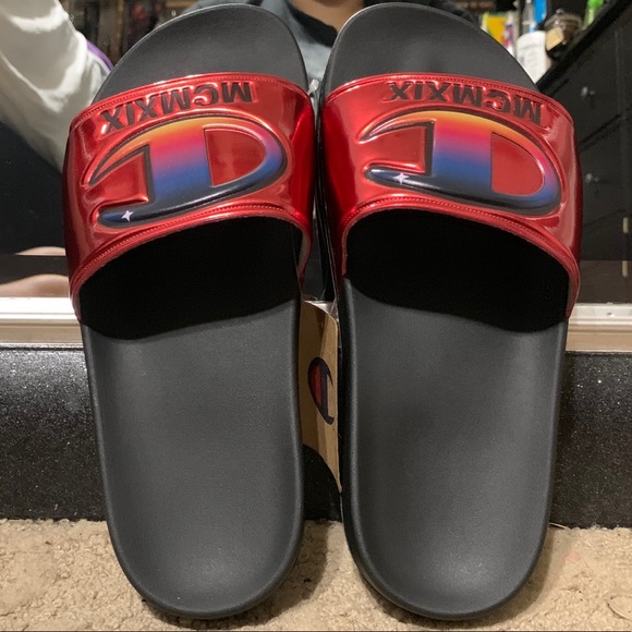 champion mcmxix slides